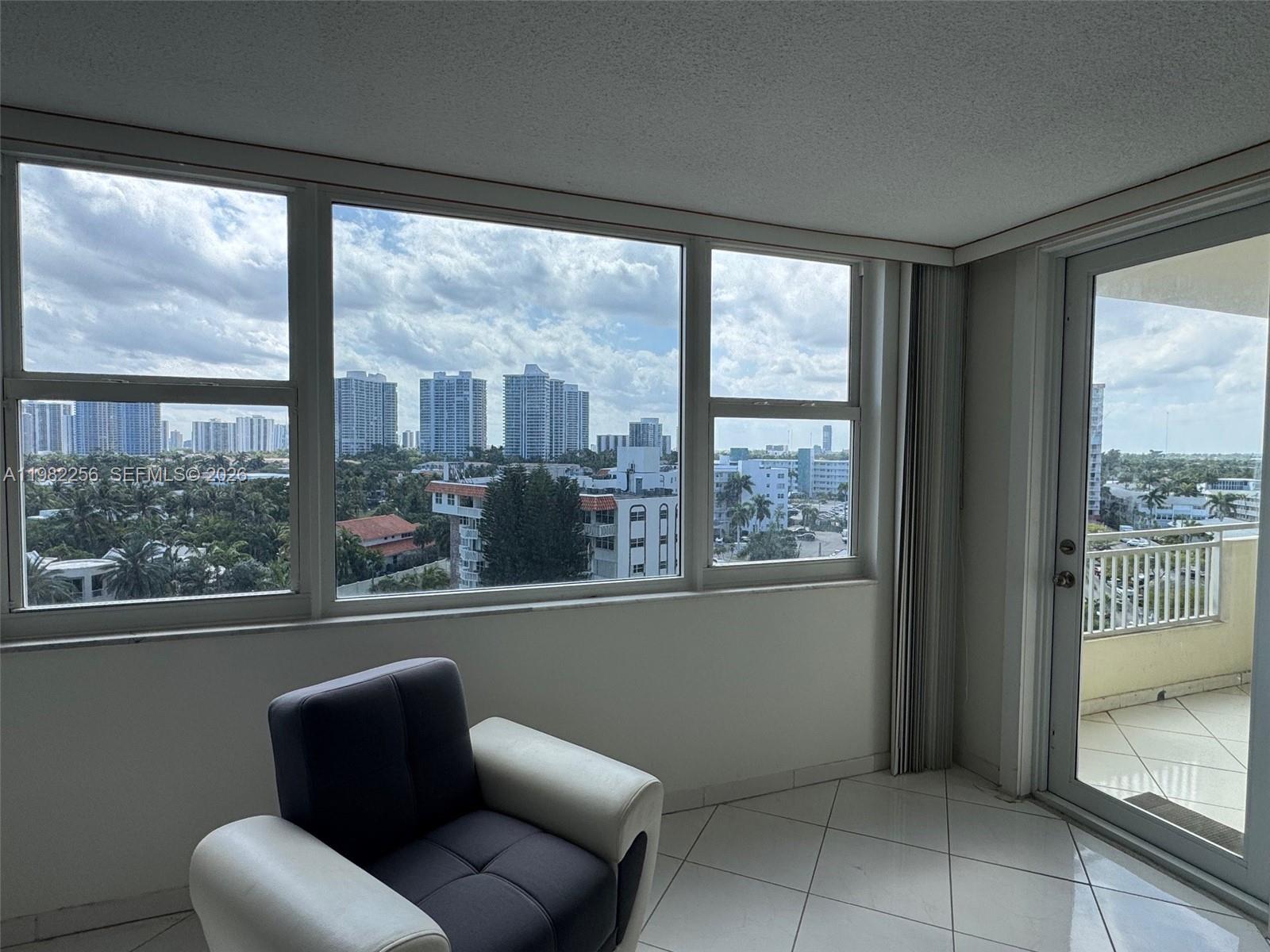 3180 S Ocean Dr #721 Hallandale Beach, FL 33009