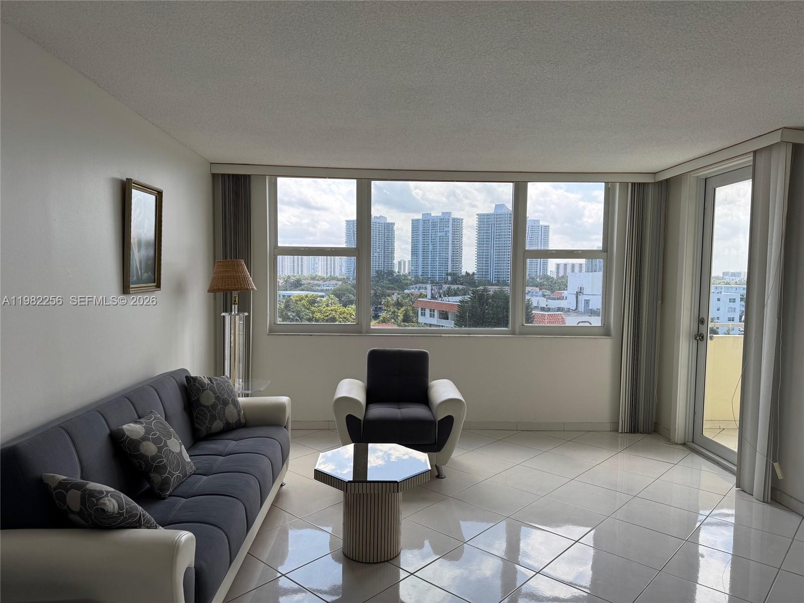 3180 S Ocean Dr #721 Hallandale Beach, FL 33009