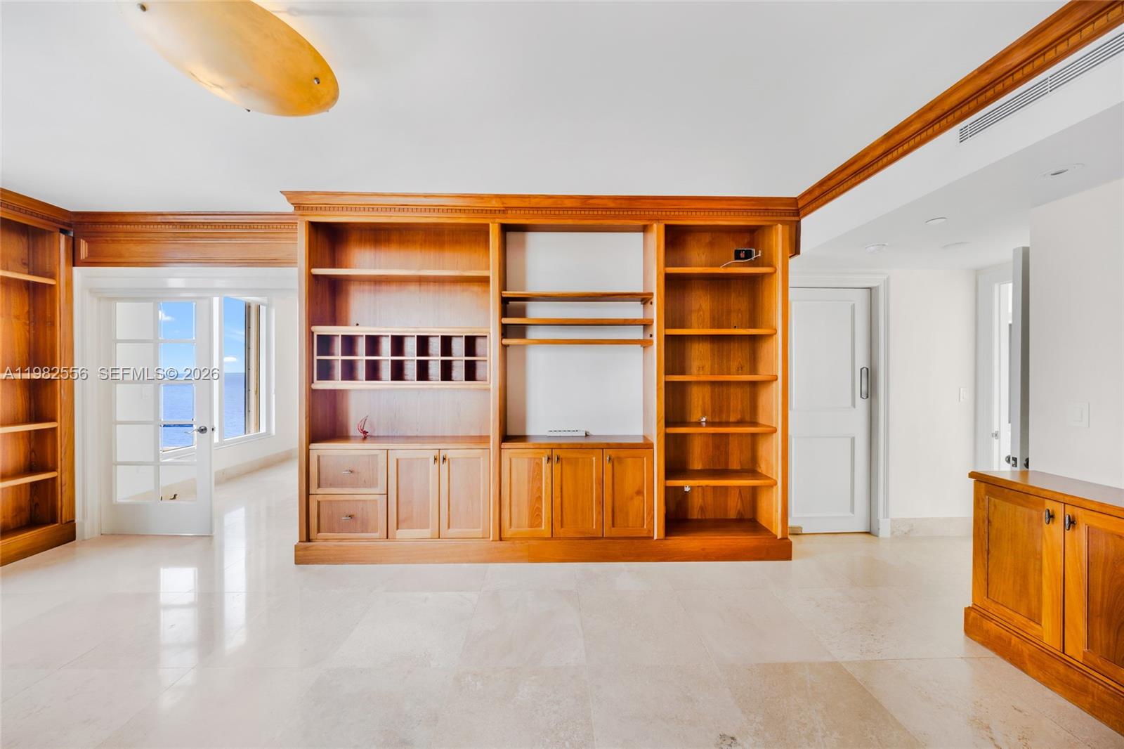 430 Grand Bay Dr #902 Key Biscayne, FL 33149