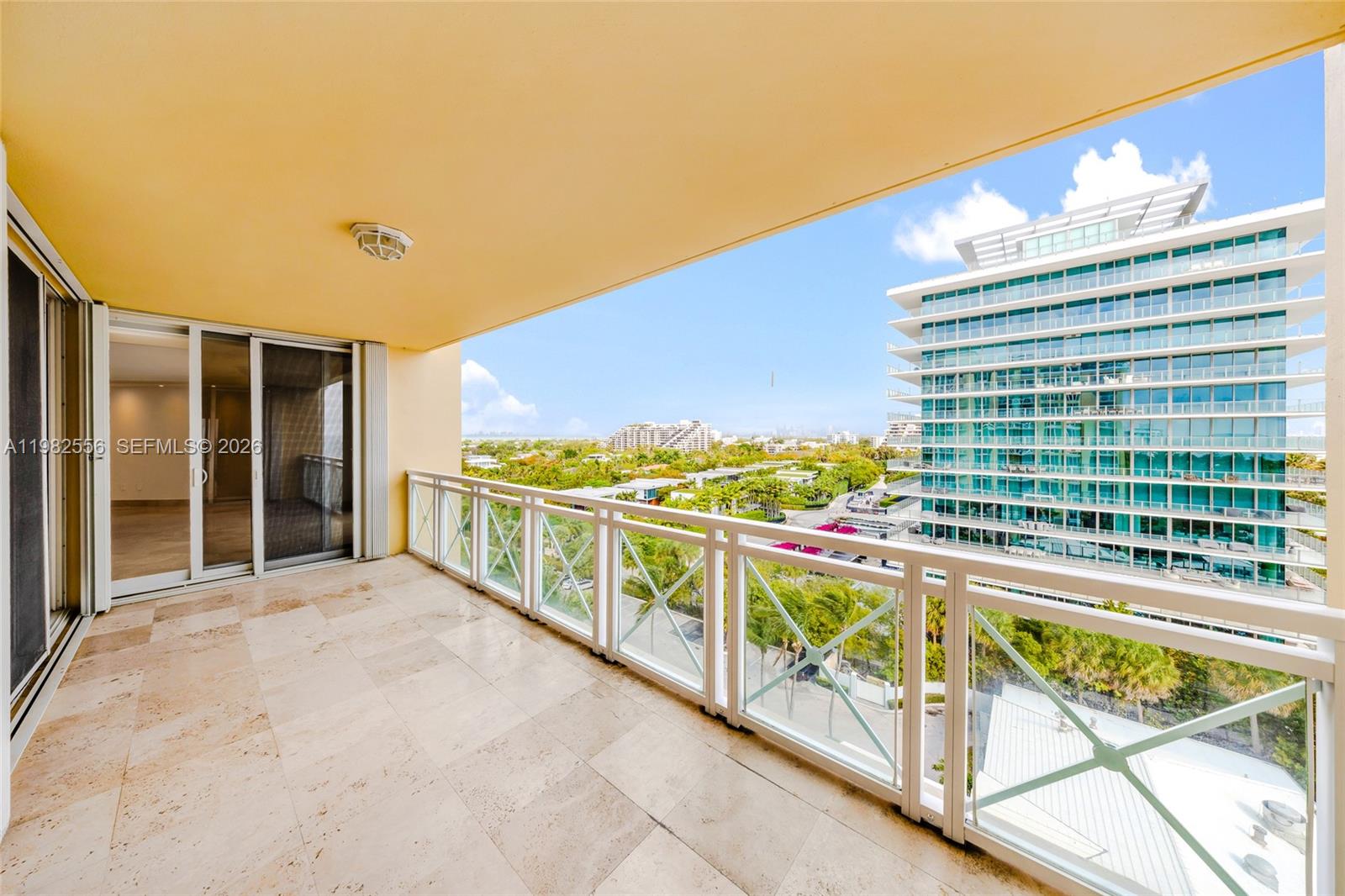 430 Grand Bay Dr #902 Key Biscayne, FL 33149