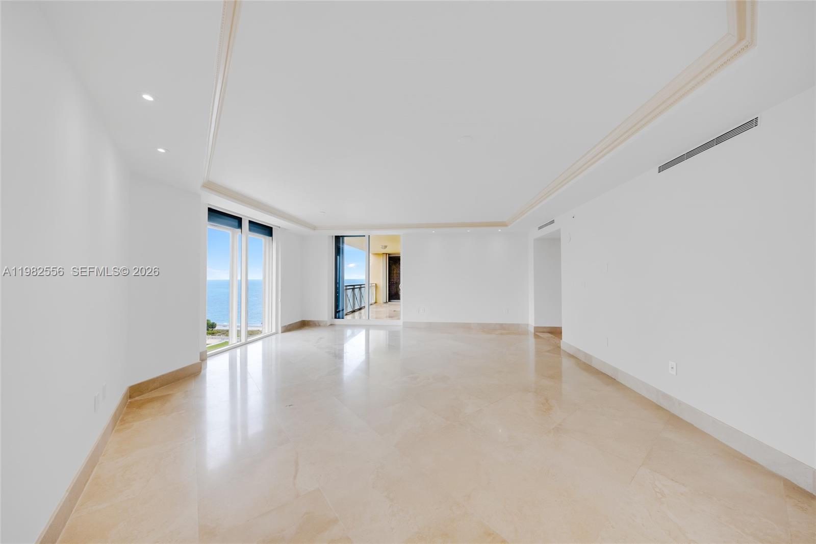 430 Grand Bay Dr #902 Key Biscayne, FL 33149