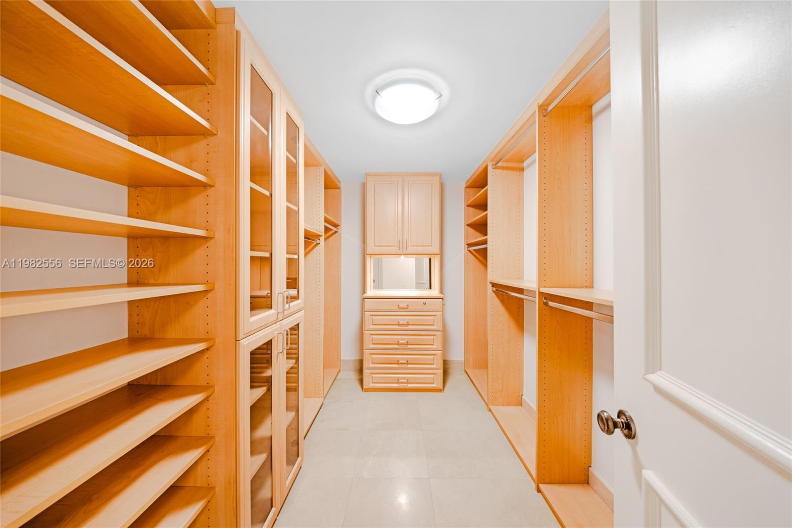 430 Grand Bay Dr #902 Key Biscayne, FL 33149