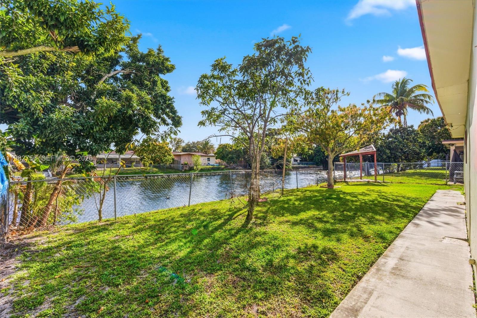 6600 NW 26th St Sunrise, FL 33313