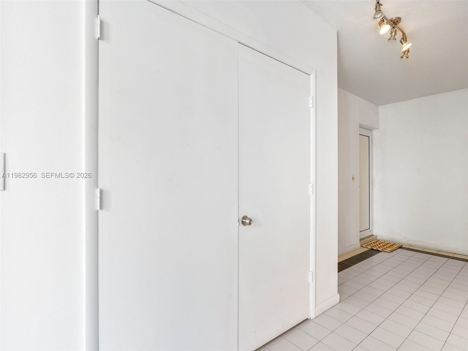 10210 Collins Ave #202 Bal Harbour, FL 33154