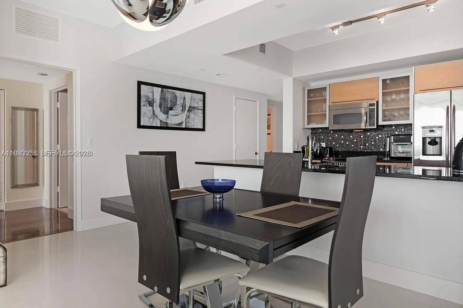 image The Plaza on Brickell East12