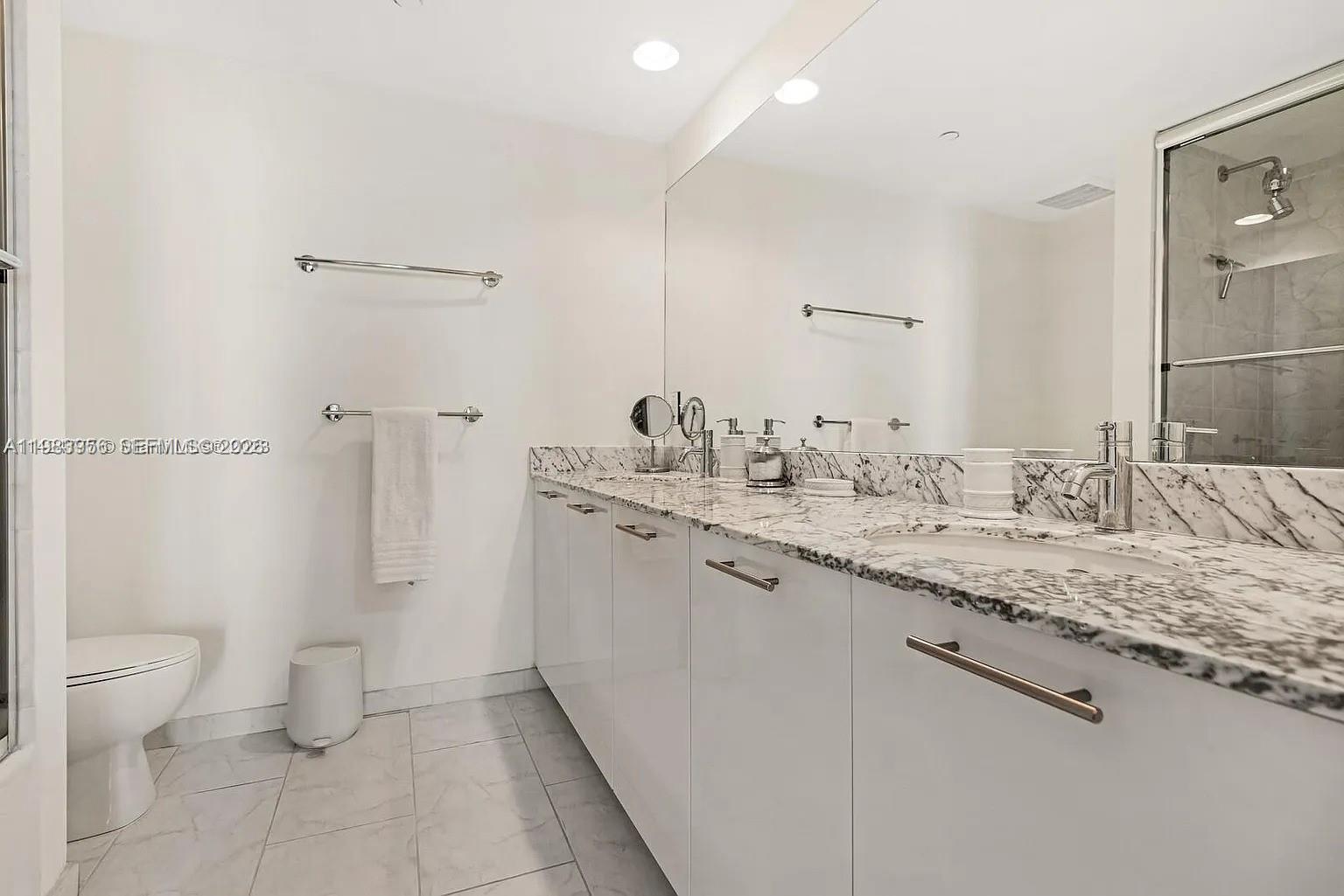 image The Plaza on Brickell East19