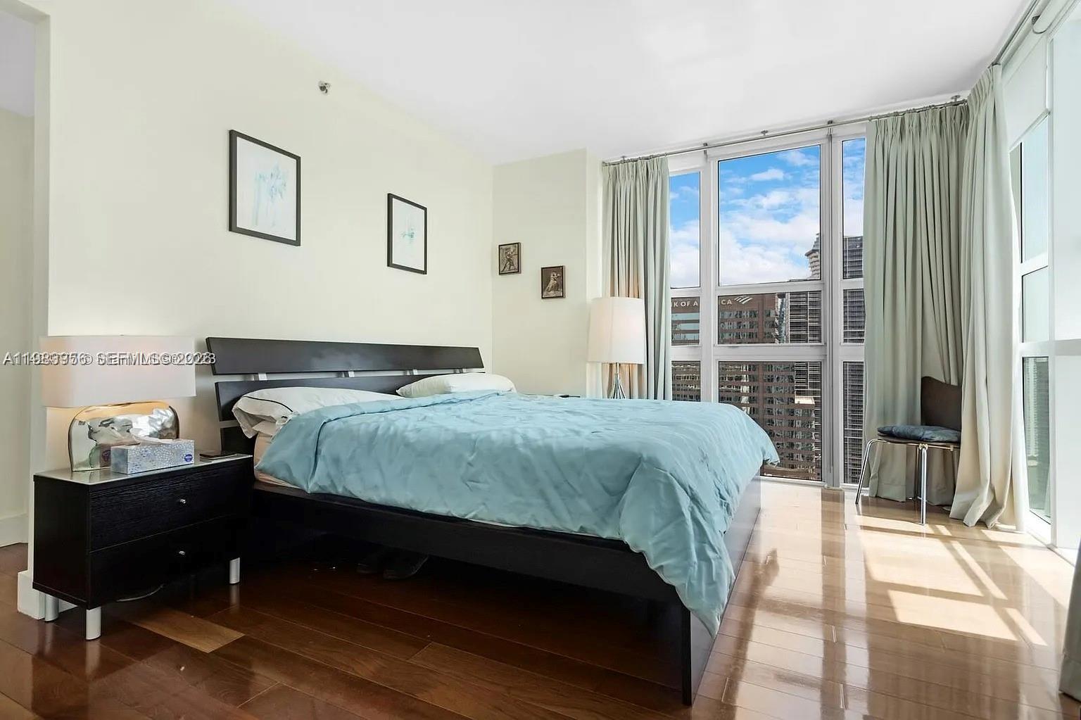 image The Plaza on Brickell East24