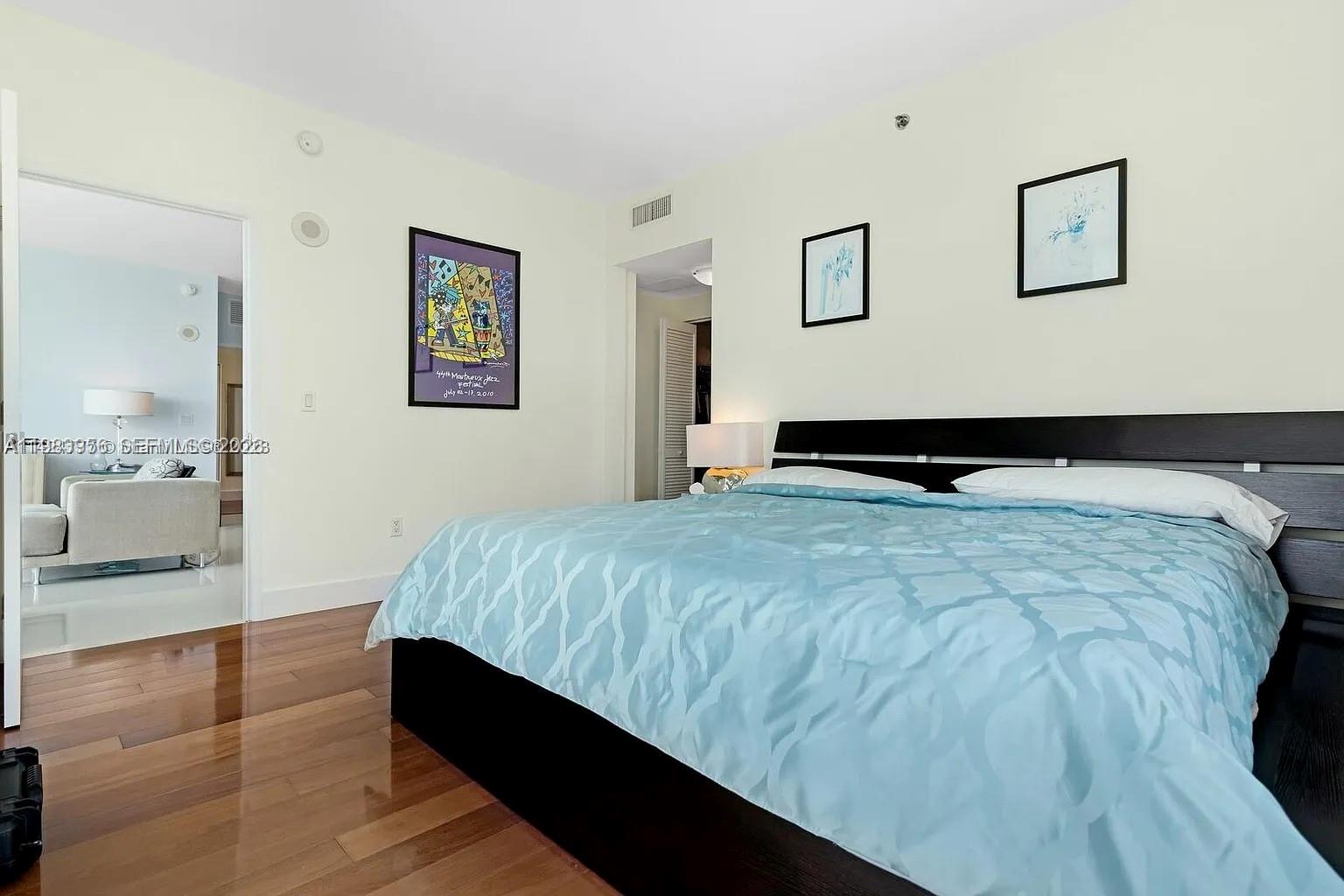 image The Plaza on Brickell East25