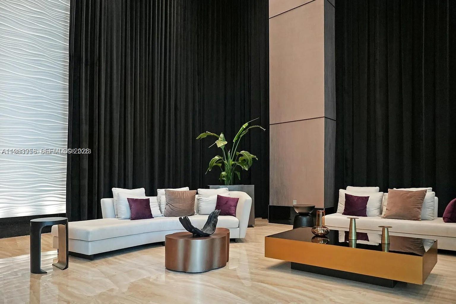 image The Plaza on Brickell East43