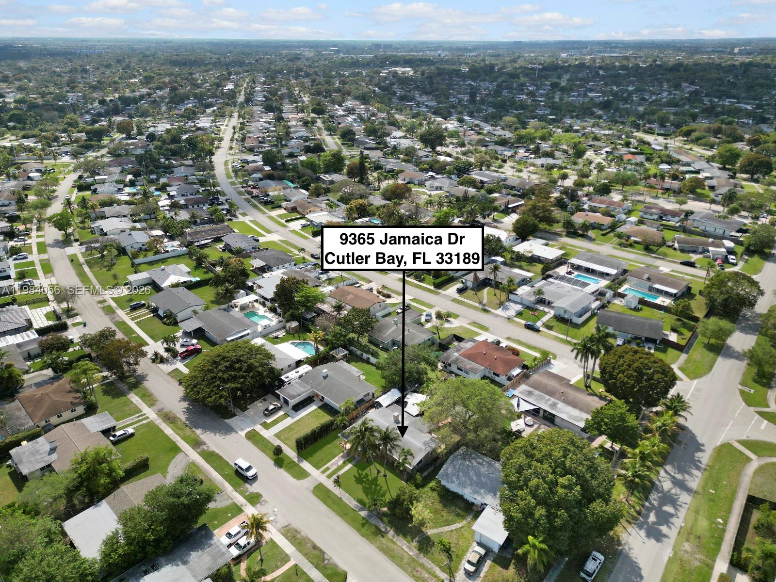 9365 Jamaica Dr Cutler Bay, FL 33189