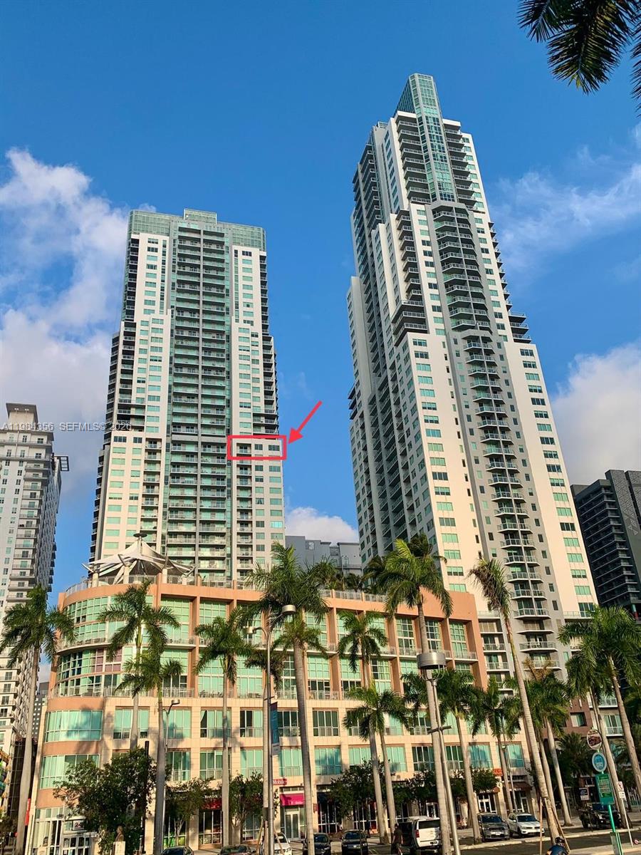 image Vizcayne South29