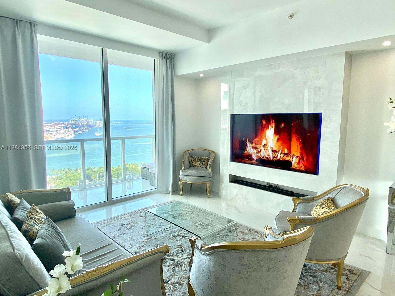 image Vizcayne South5