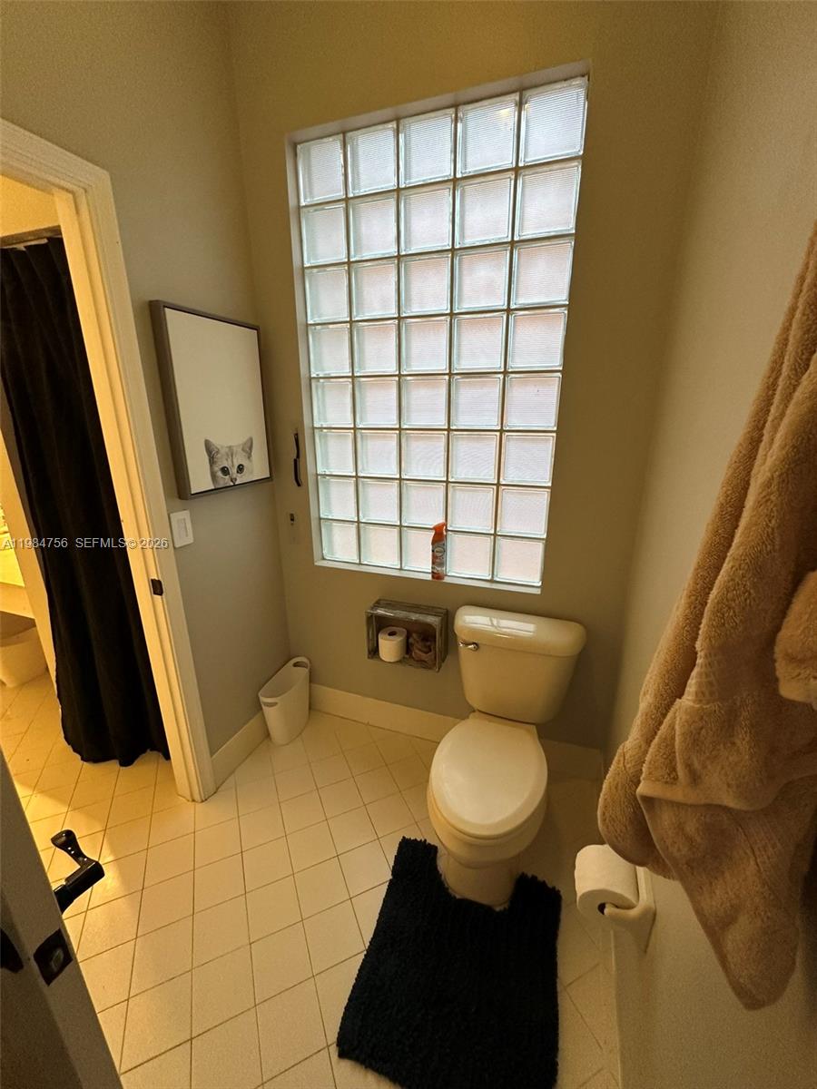 1471 NW 159th Ave Pembroke Pines, FL 33028