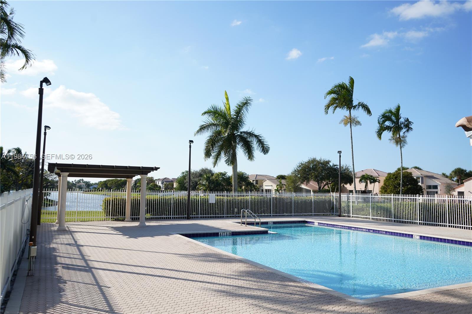 1471 NW 159th Ave Pembroke Pines, FL 33028