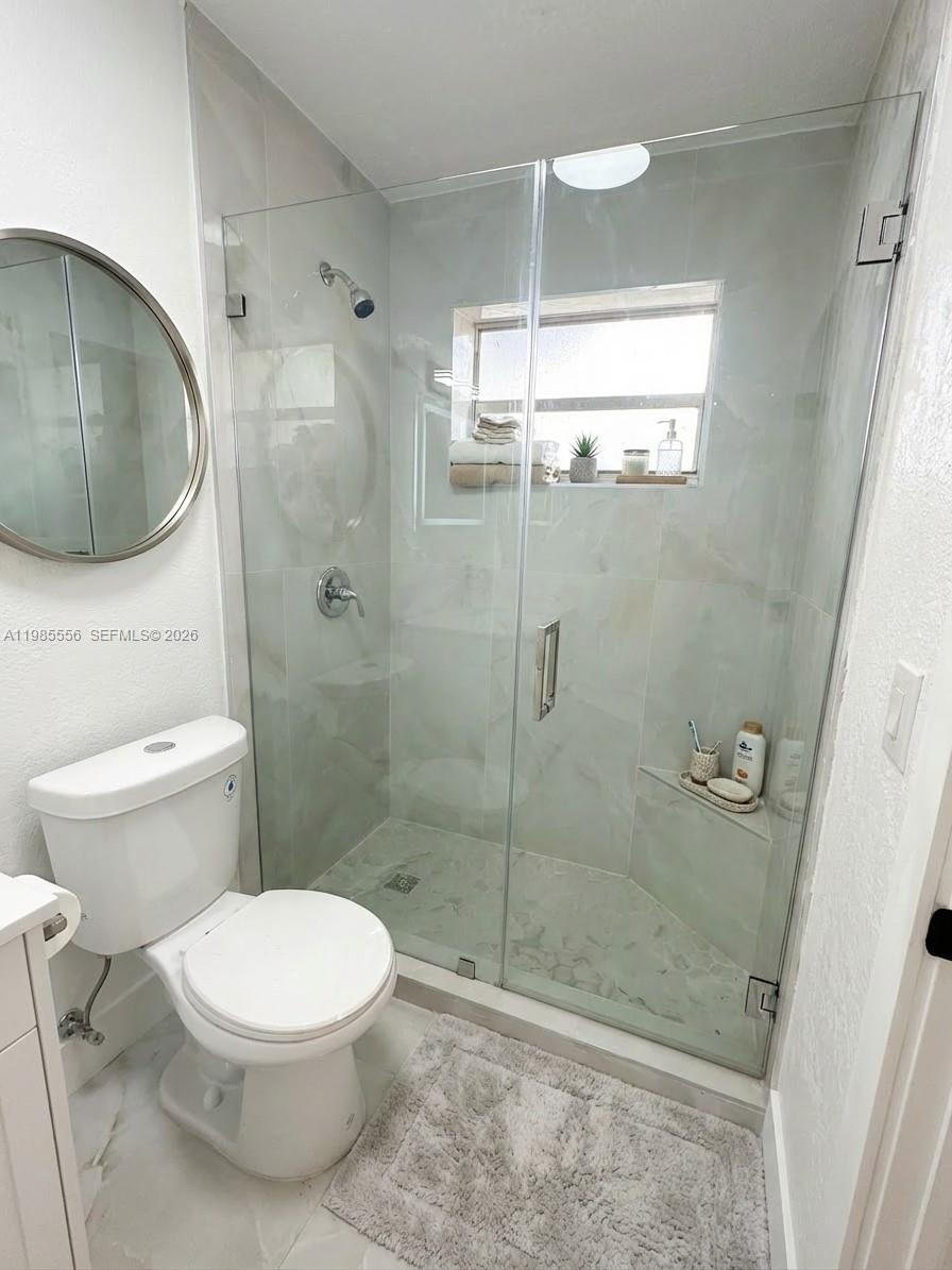 2251 NW 180th Ter Miami Gardens, FL 33056