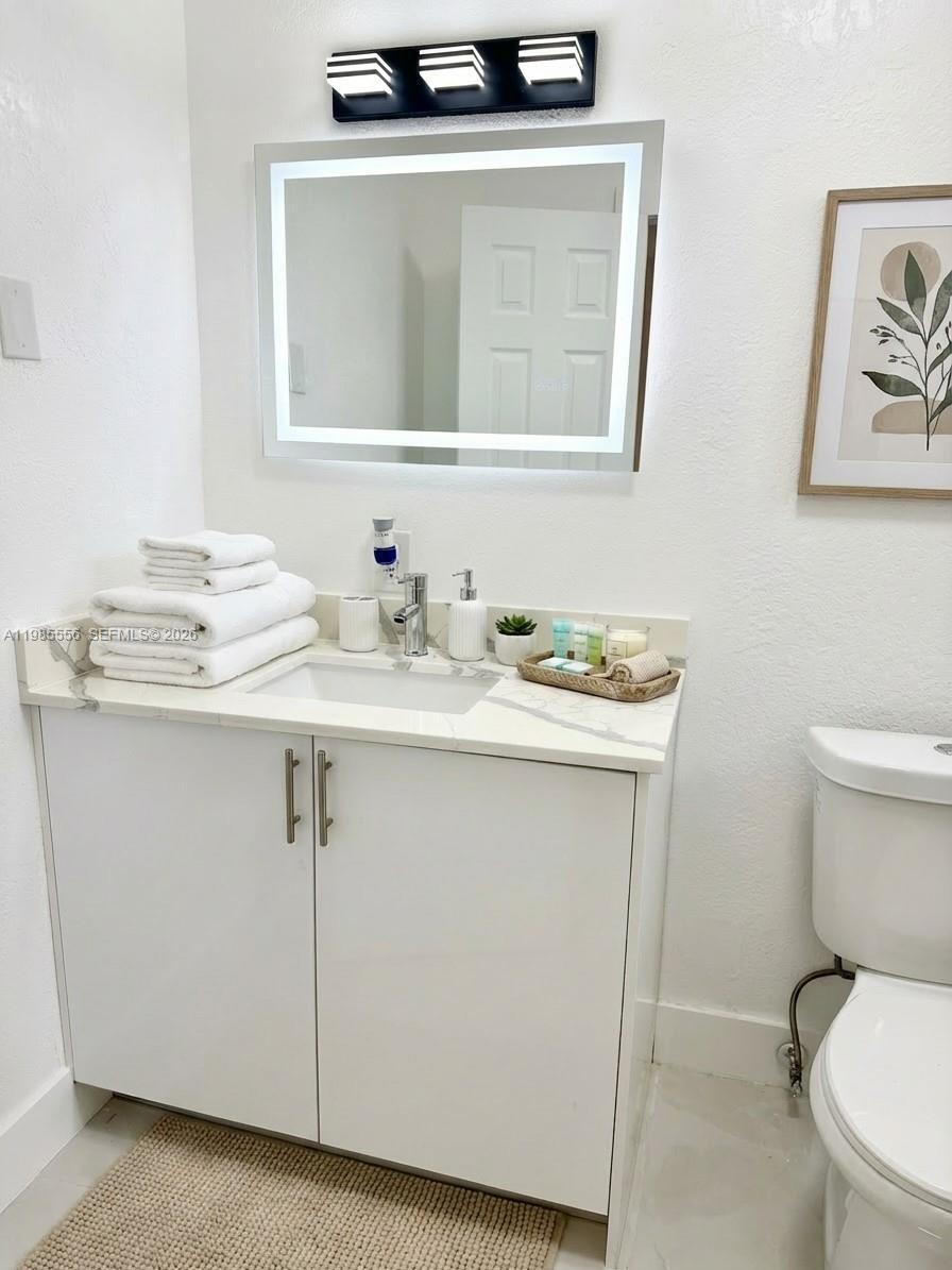 2251 NW 180th Ter Miami Gardens, FL 33056