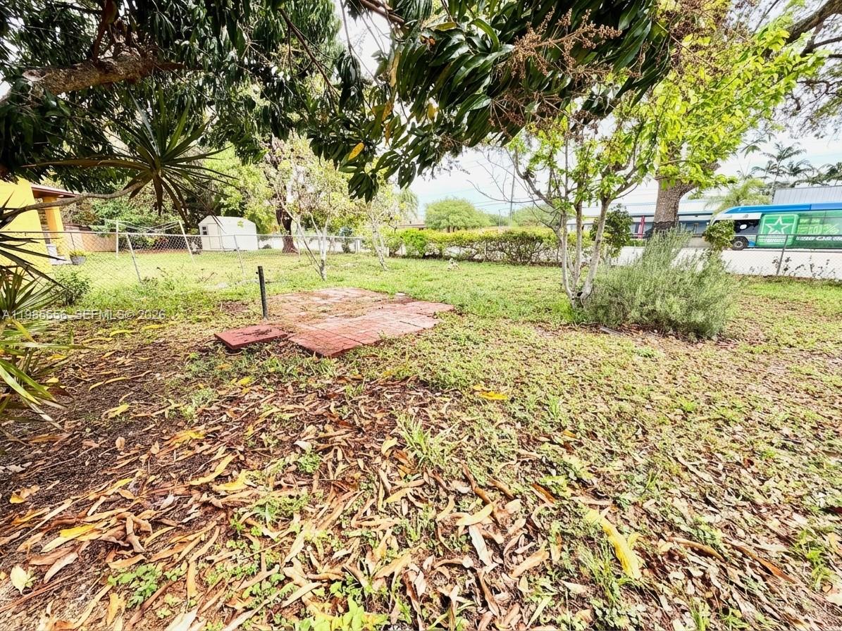 2251 NW 180th Ter Miami Gardens, FL 33056