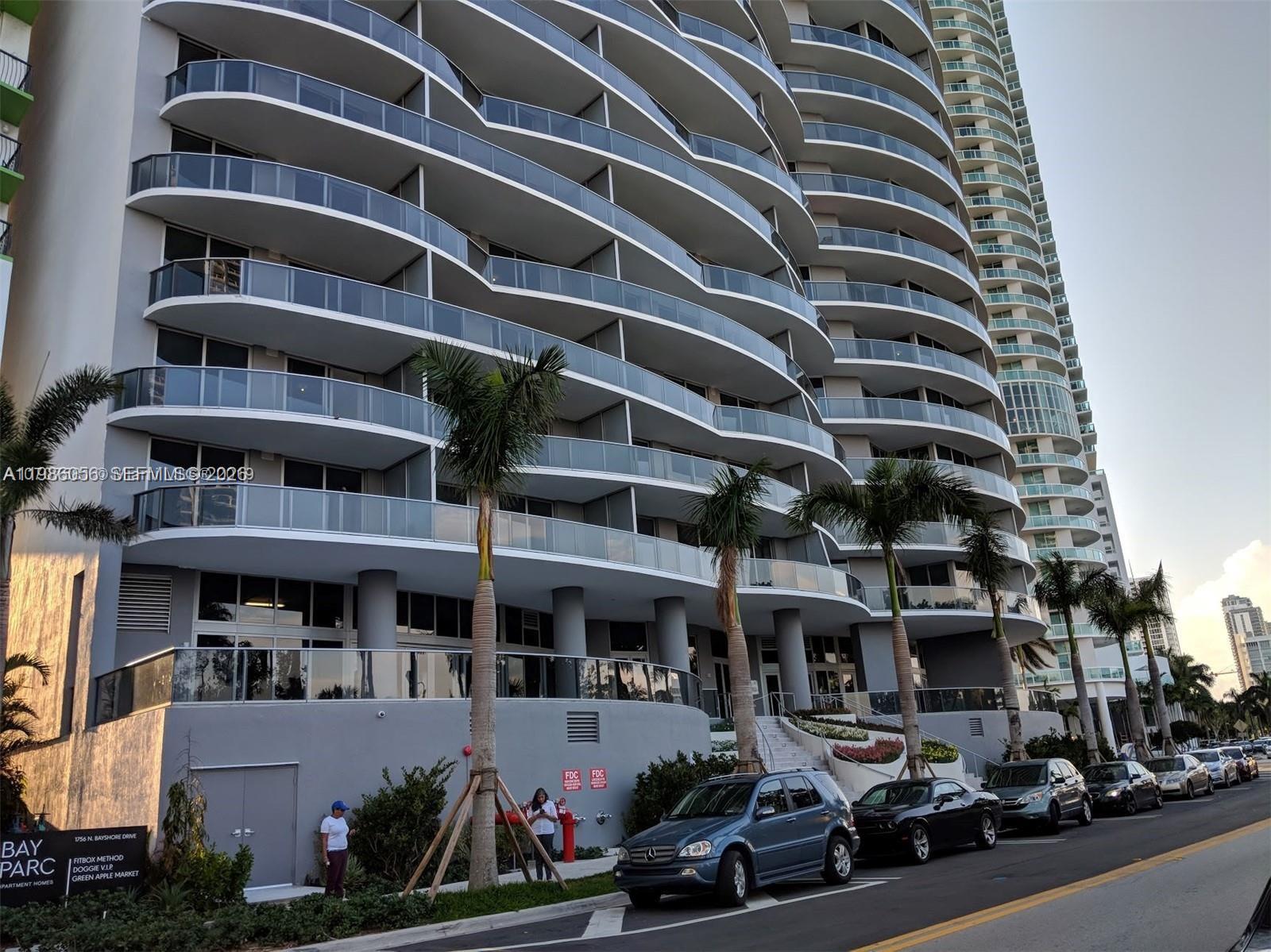 488 NE 18th St #4605 Miami, FL 33132