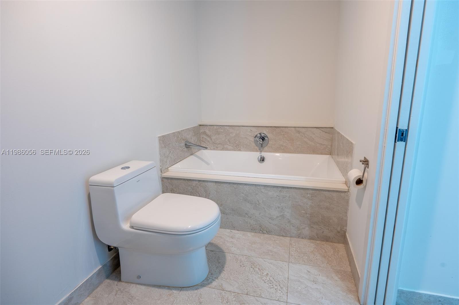 488 NE 18th St #4605 Miami, FL 33132