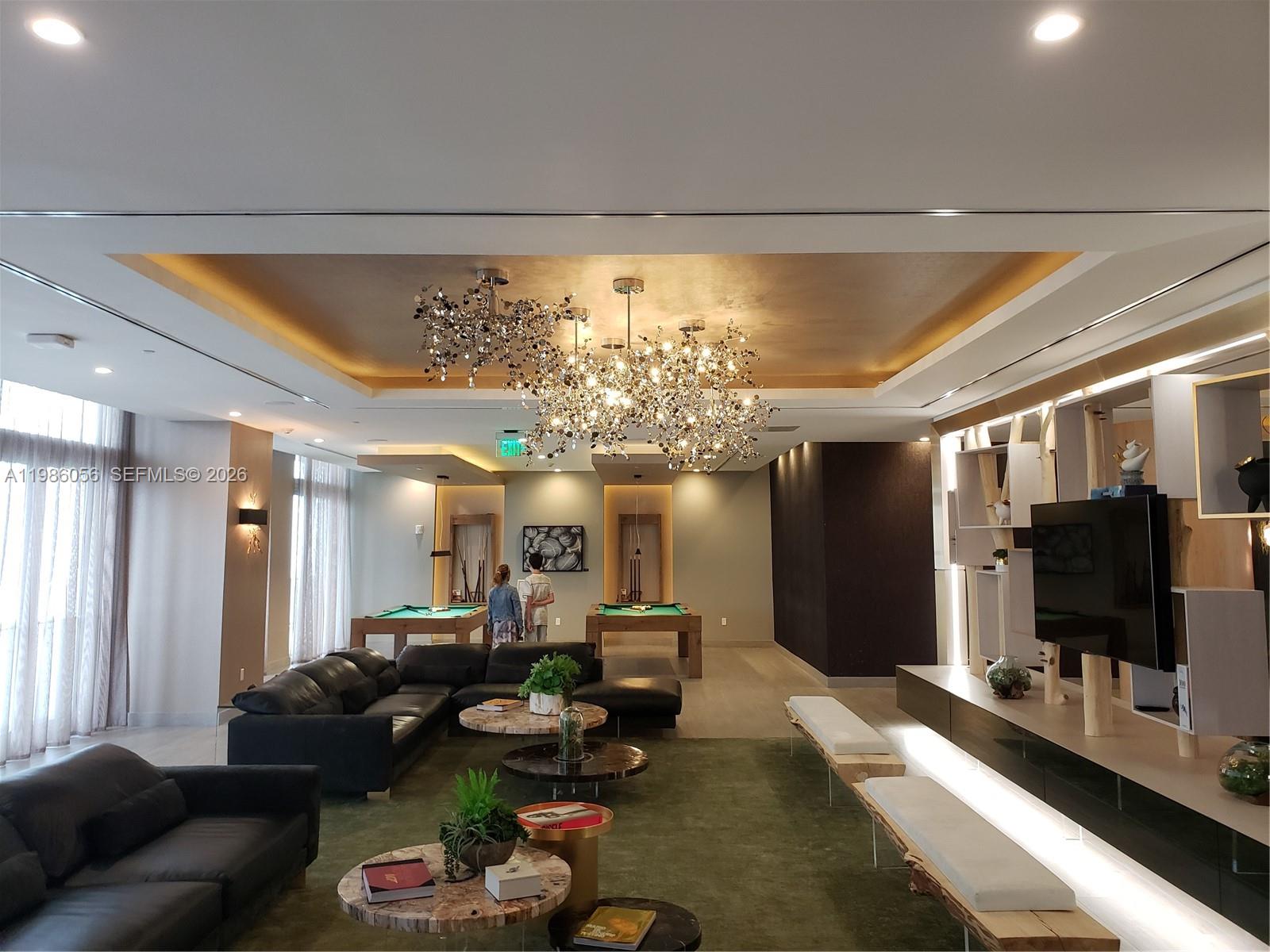 488 NE 18th St #4605 Miami, FL 33132