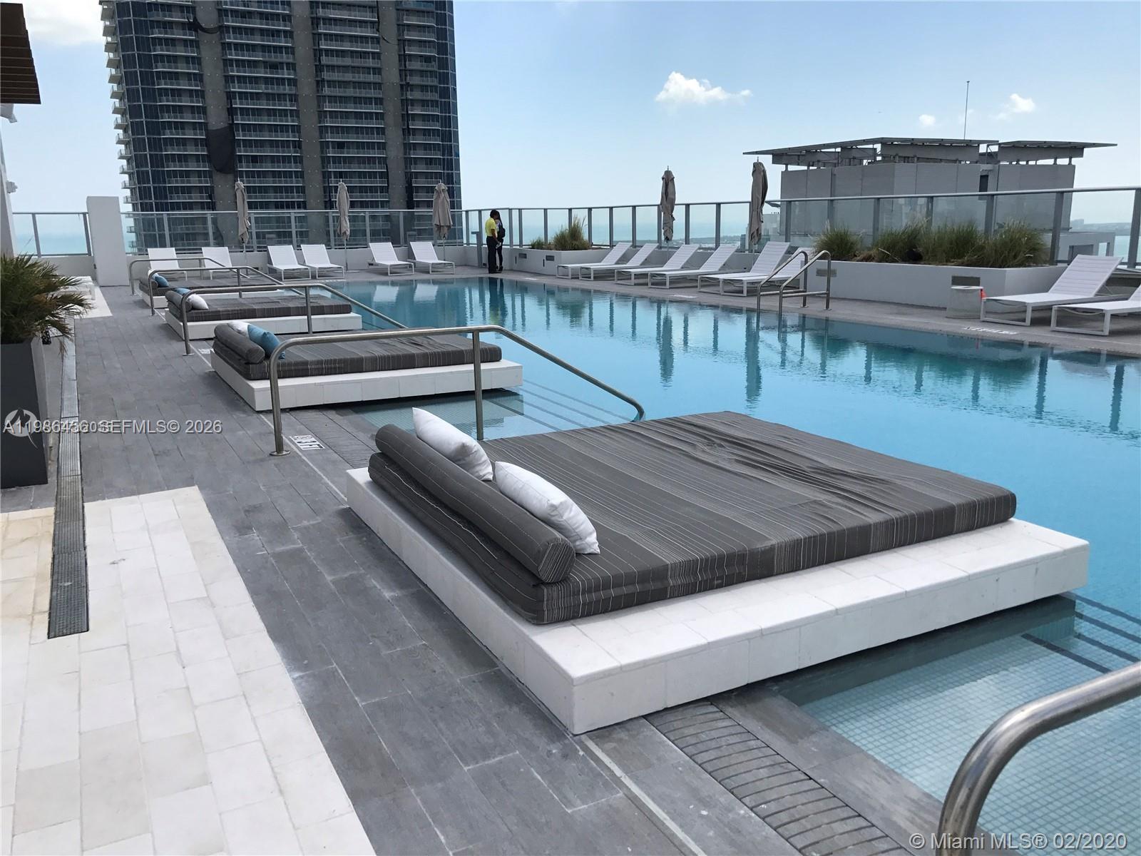 image 1010 Brickell19