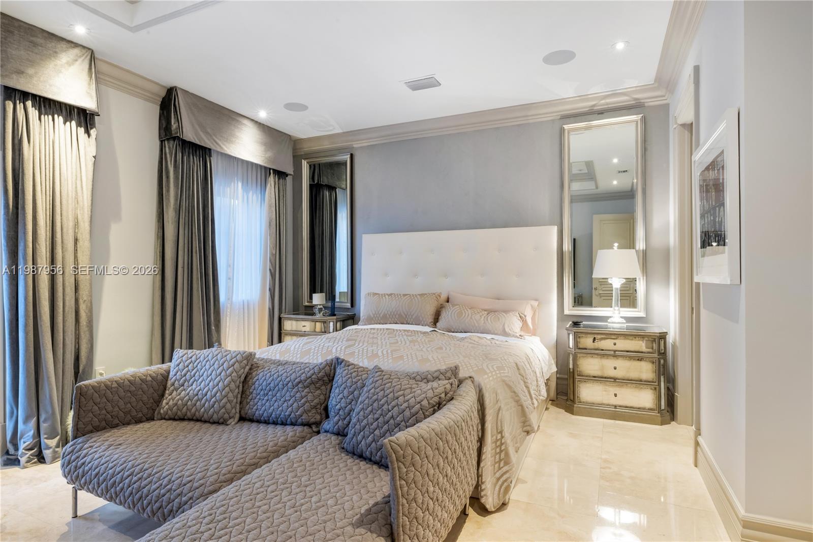 5250 Snapper Crk Rd Coral Gables, FL 33156