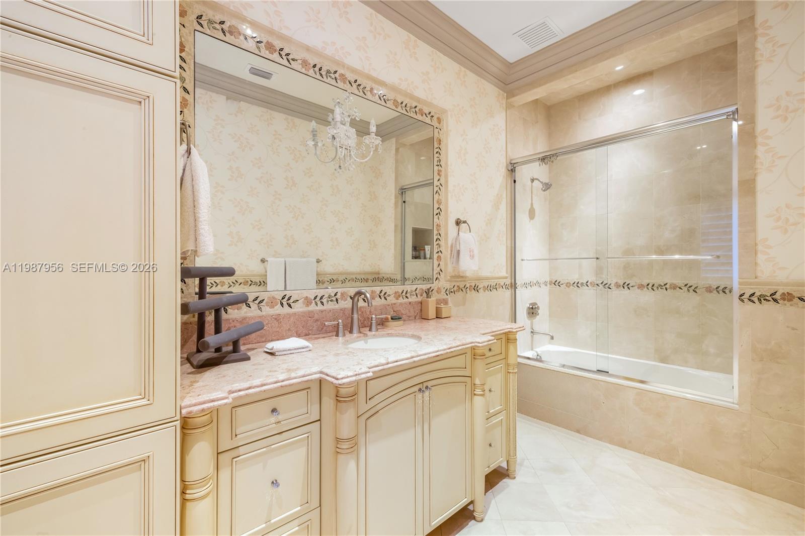 5250 Snapper Crk Rd Coral Gables, FL 33156