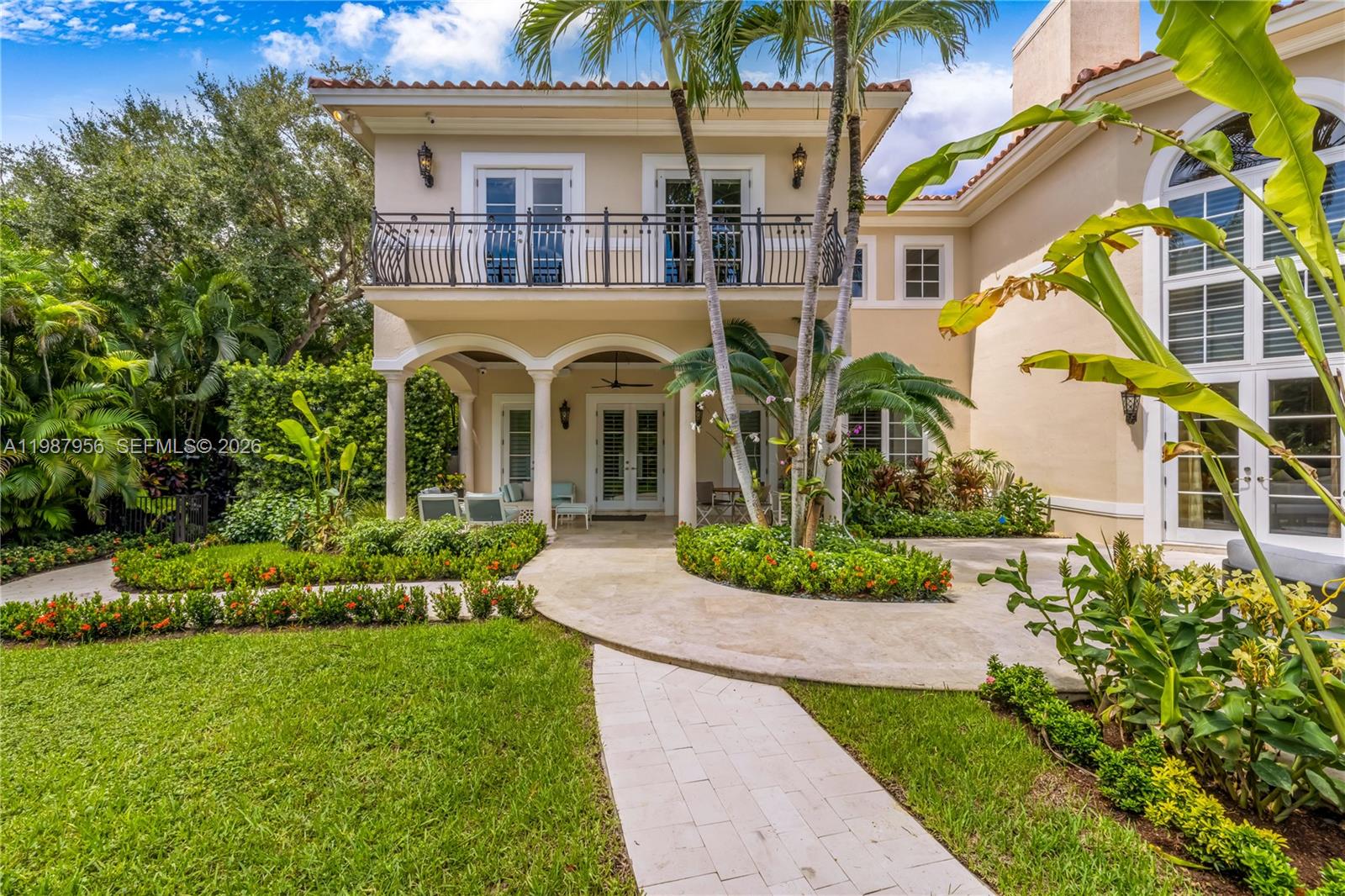 5250 Snapper Crk Rd Coral Gables, FL 33156