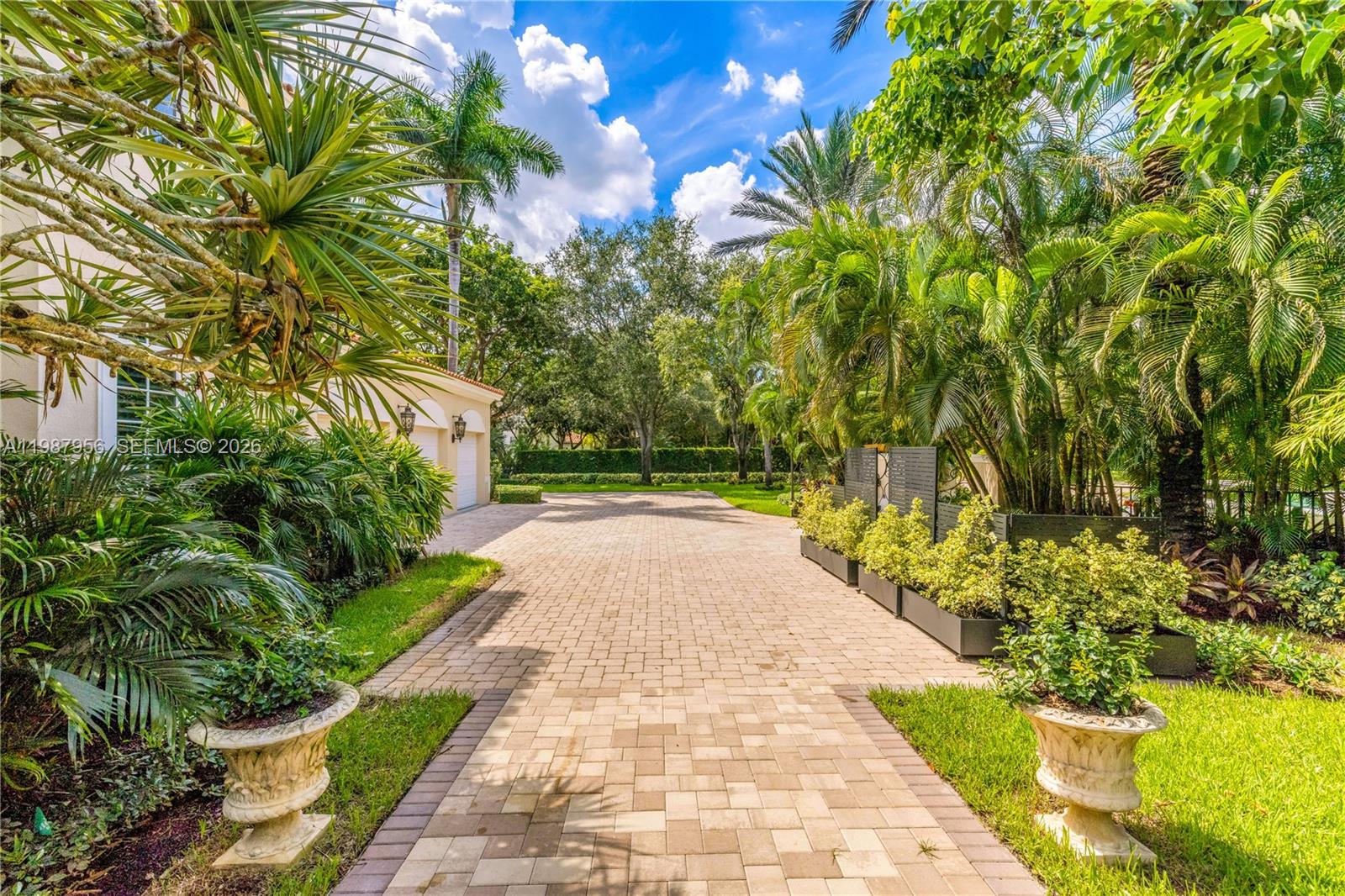 5250 Snapper Crk Rd Coral Gables, FL 33156