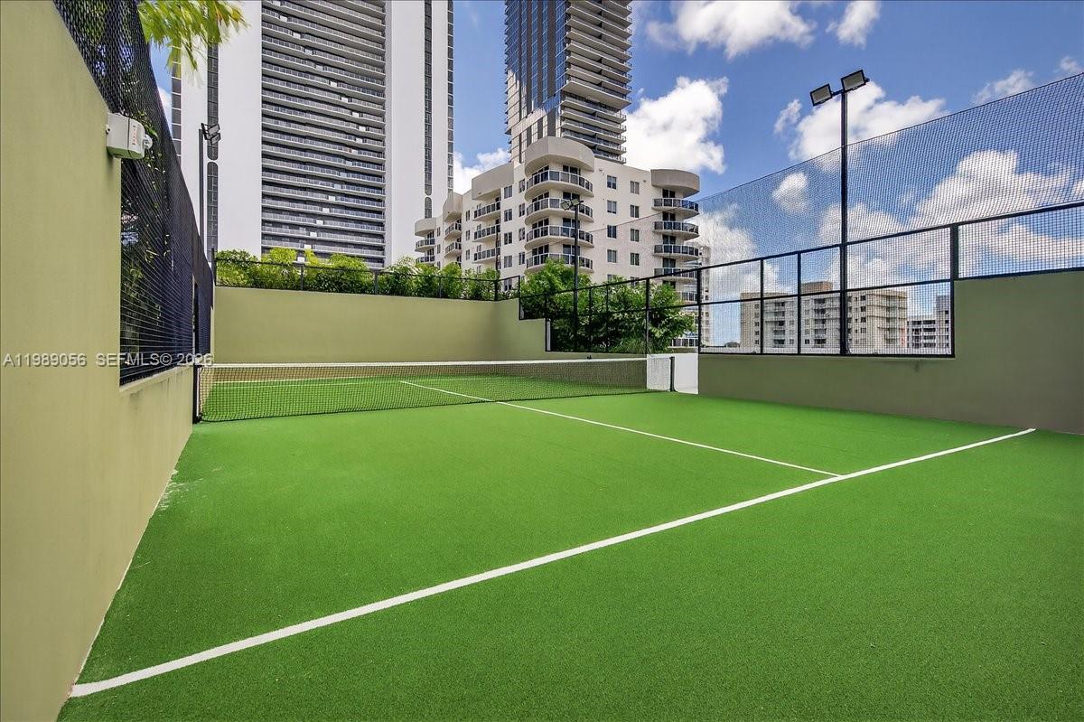 700 NE 24th #2606 Miami, FL 33137