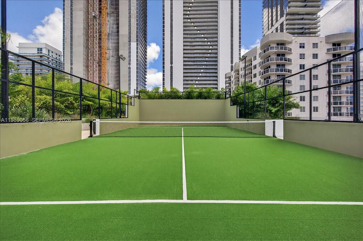 700 NE 24th #2606 Miami, FL 33137