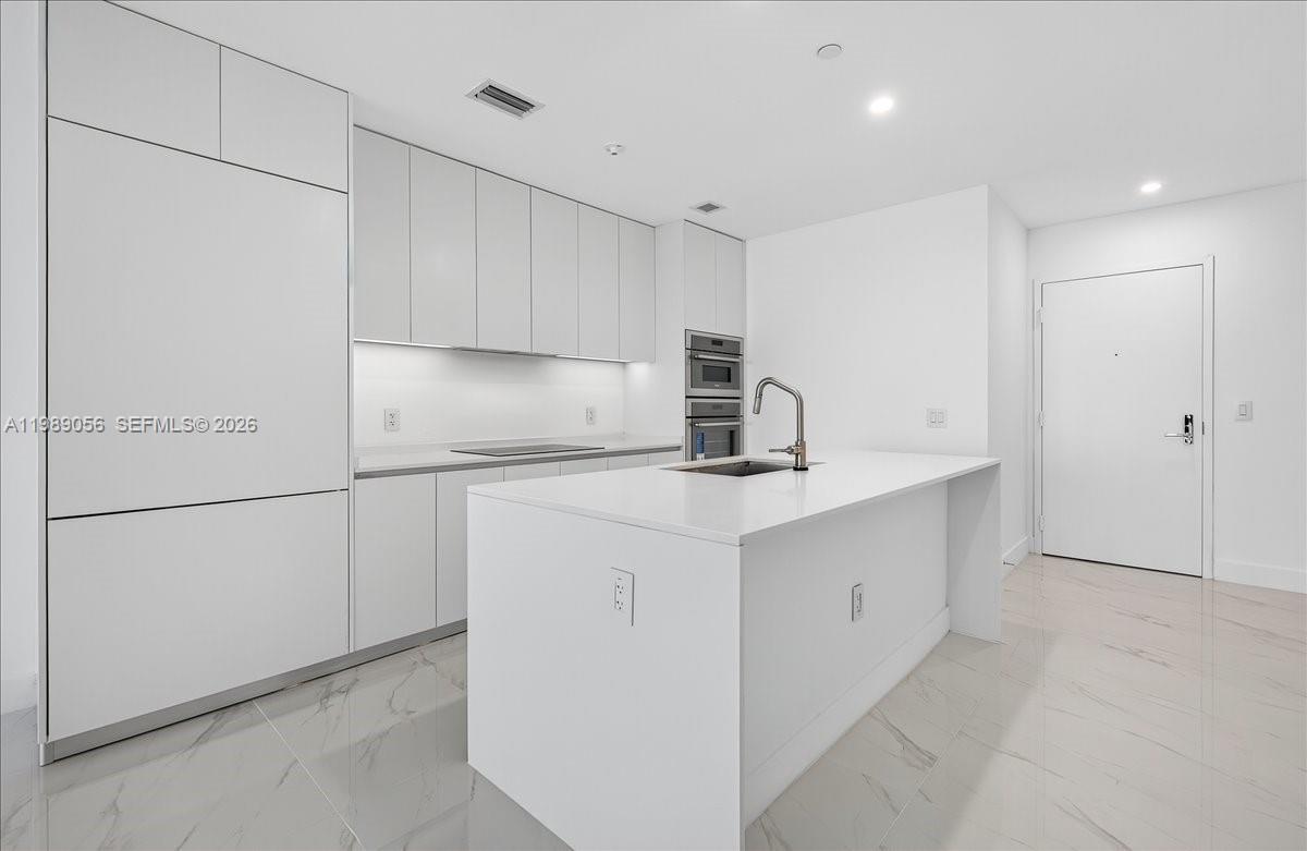 700 NE 24th #2606 Miami, FL 33137