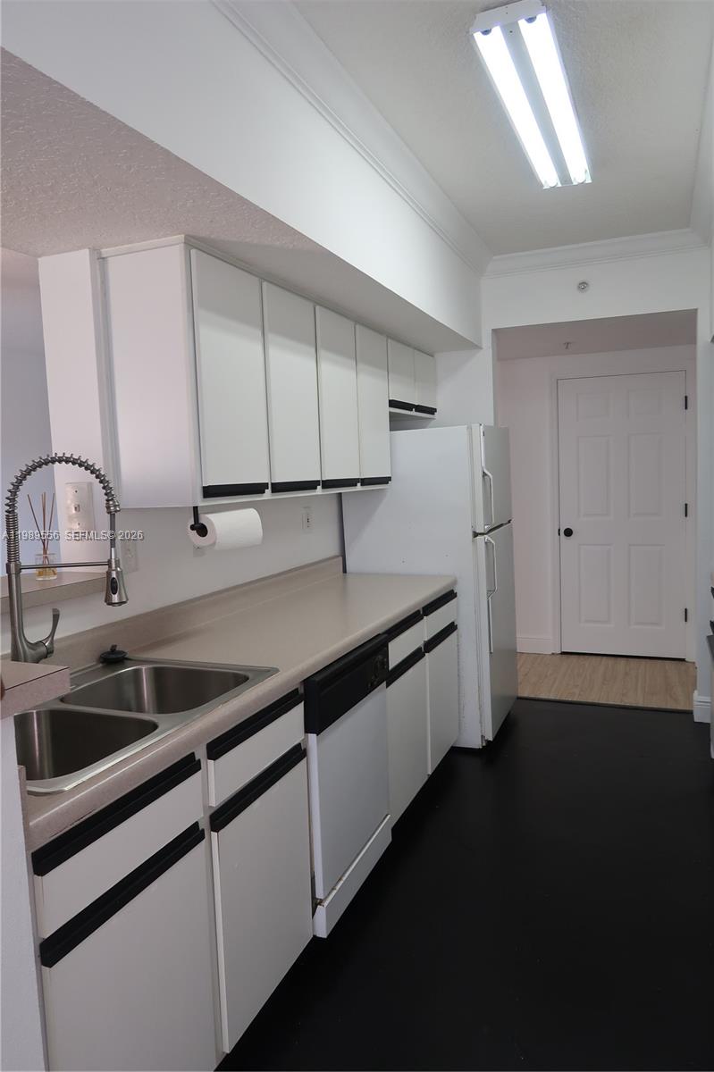 11650 SW 2nd St #16102 Pembroke Pines, FL 33025