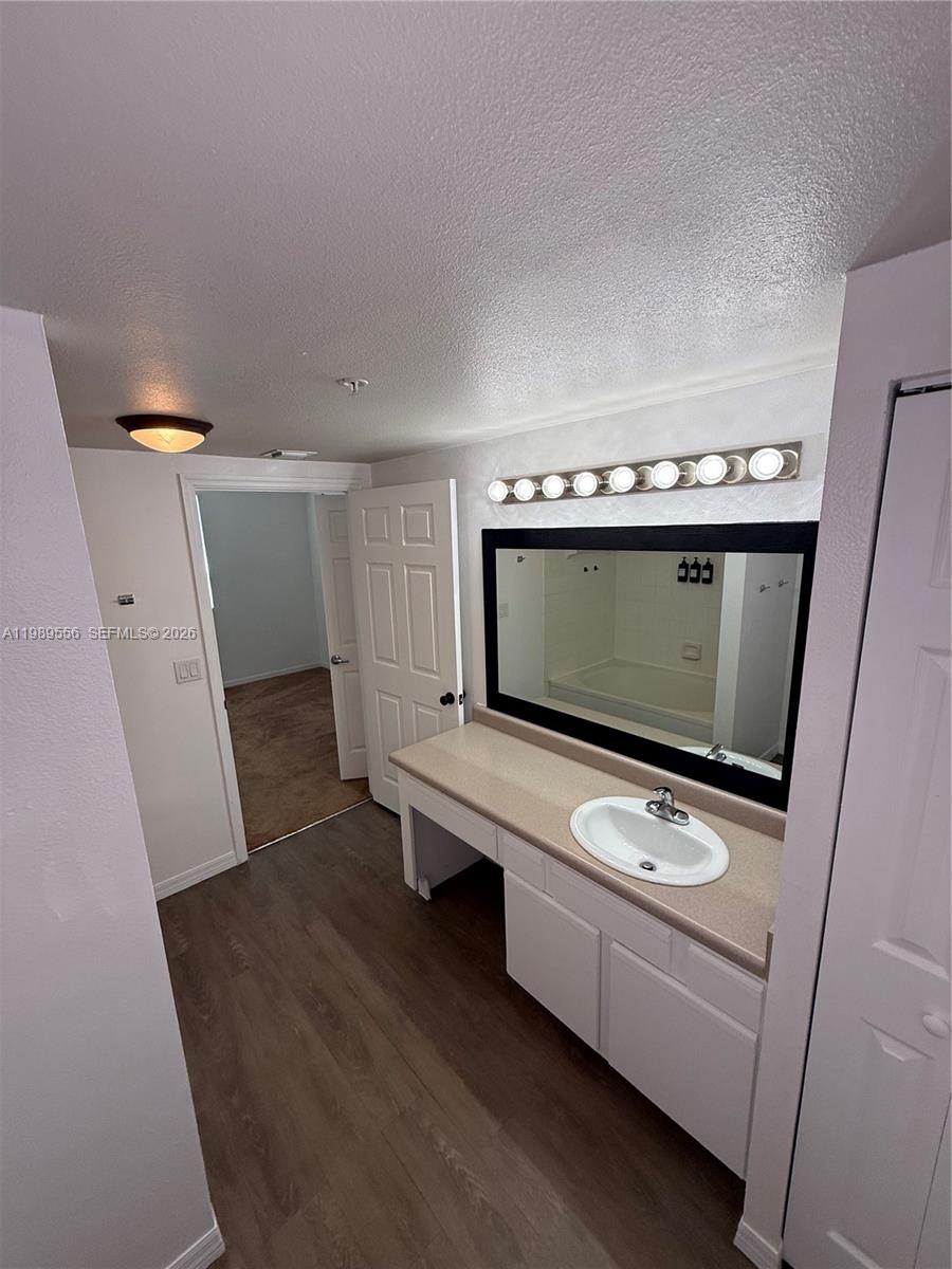 11650 SW 2nd St #16102 Pembroke Pines, FL 33025