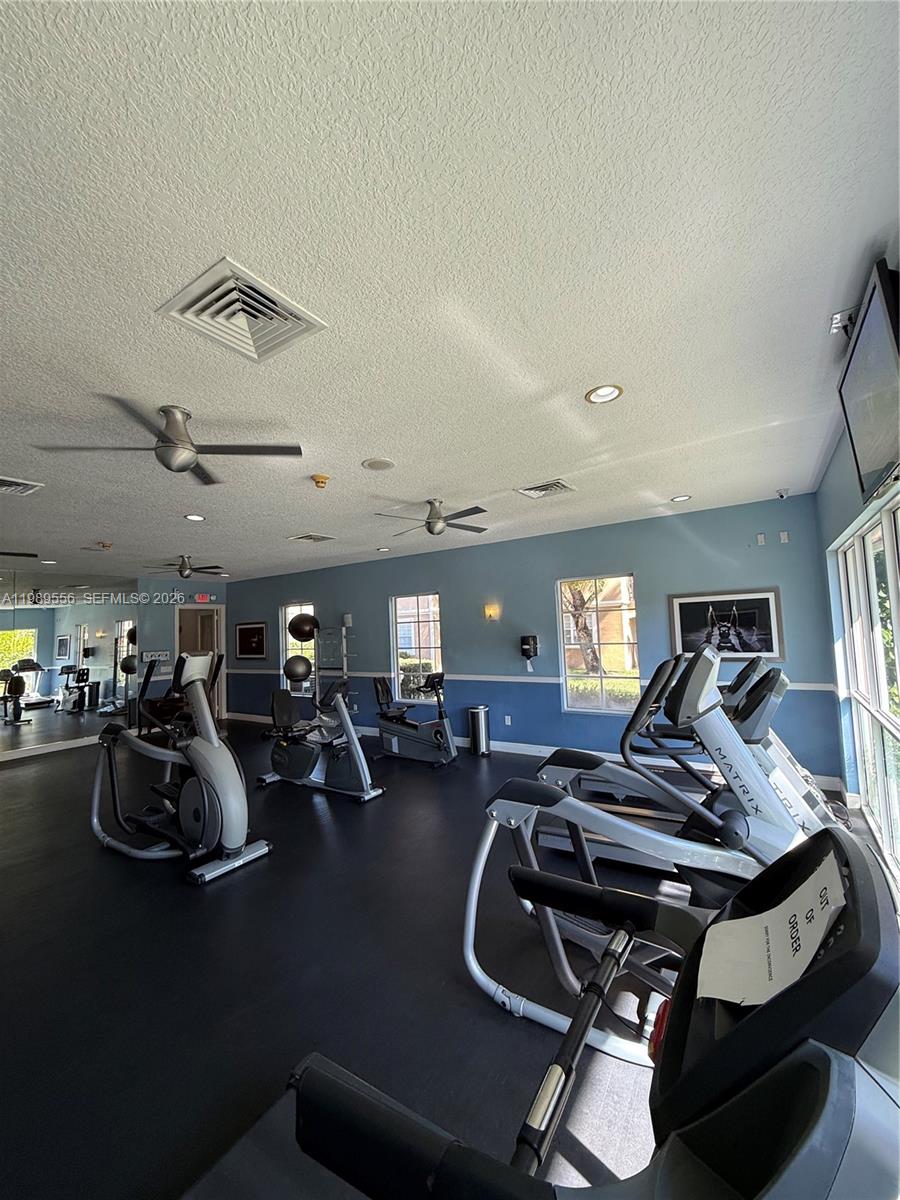 11650 SW 2nd St #16102 Pembroke Pines, FL 33025