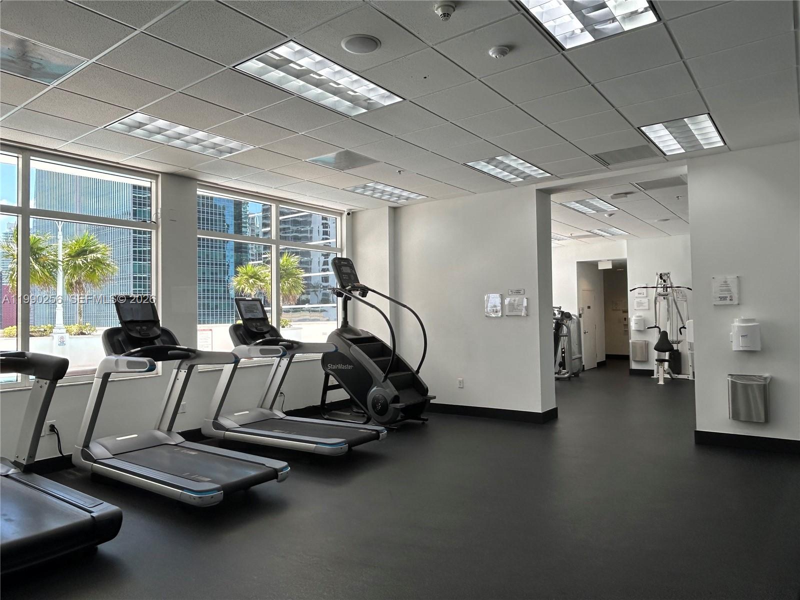 image The Club at Brickell Bay14