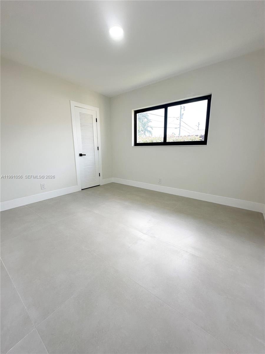 1240 S Cypress Rd Pompano Beach, FL 33060