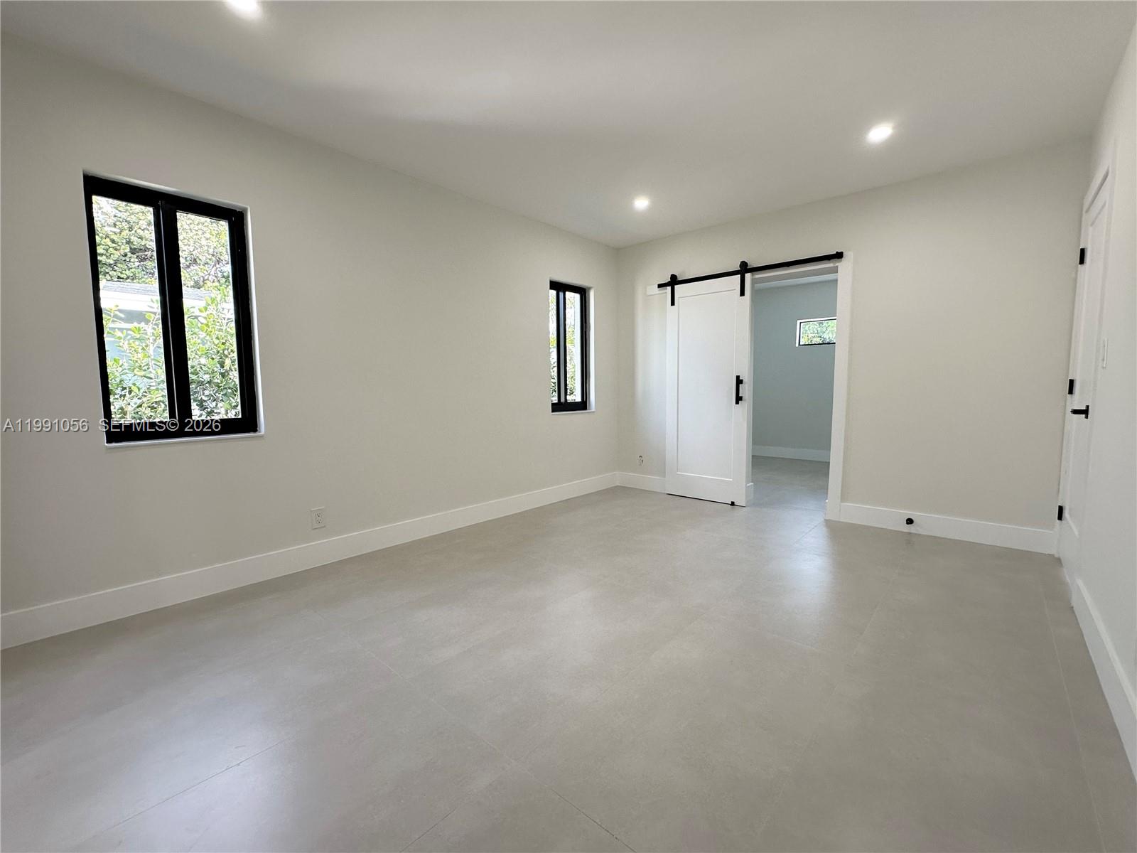 1240 S Cypress Rd Pompano Beach, FL 33060