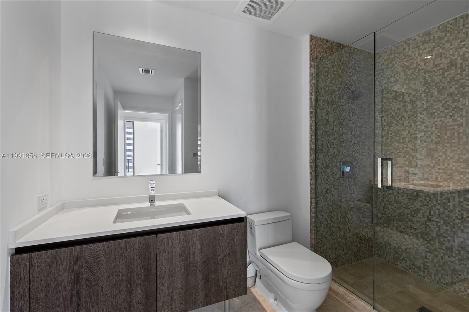 88 SW 7th St #904 Miami, FL 33130