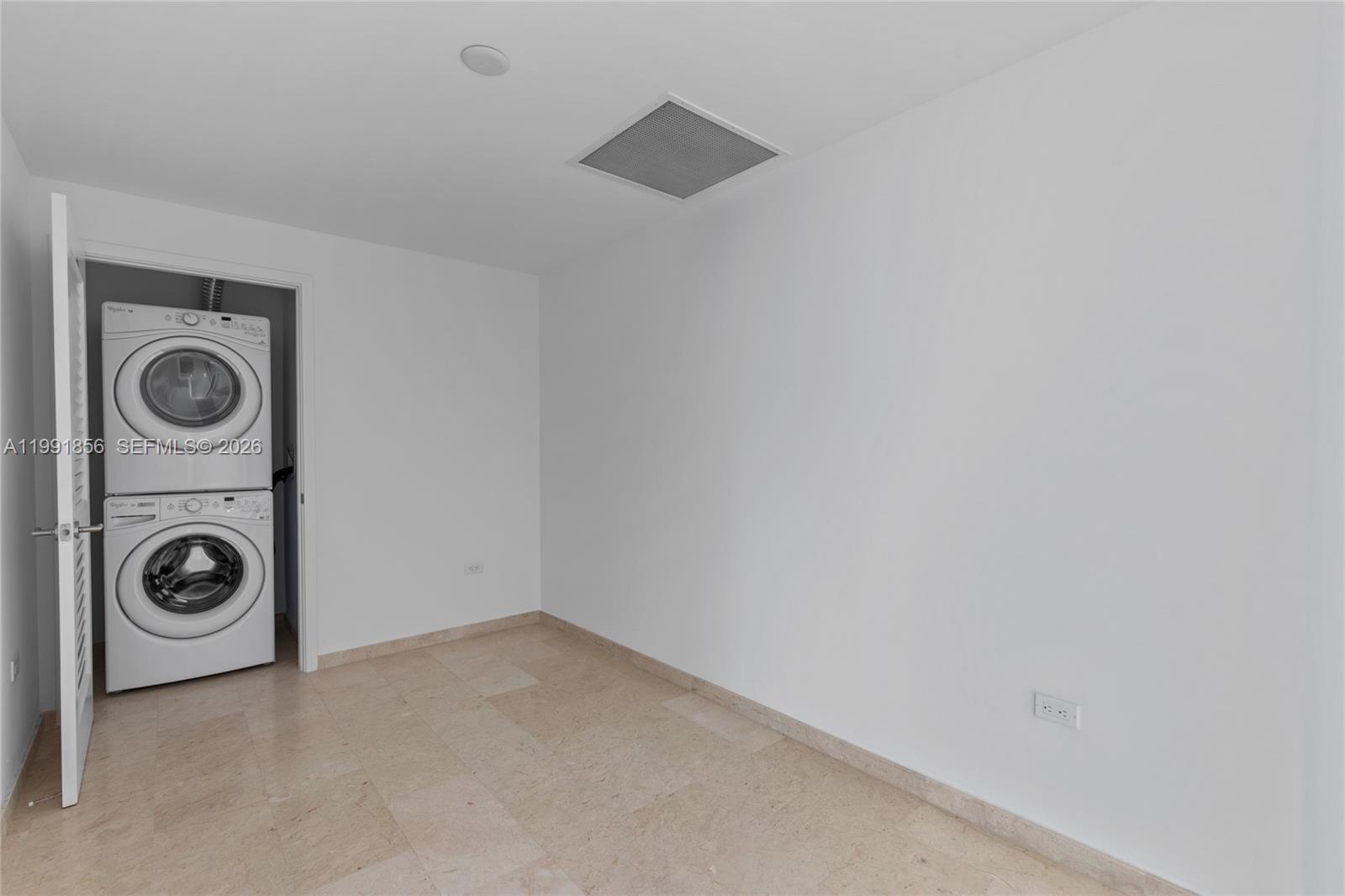 88 SW 7th St #904 Miami, FL 33130