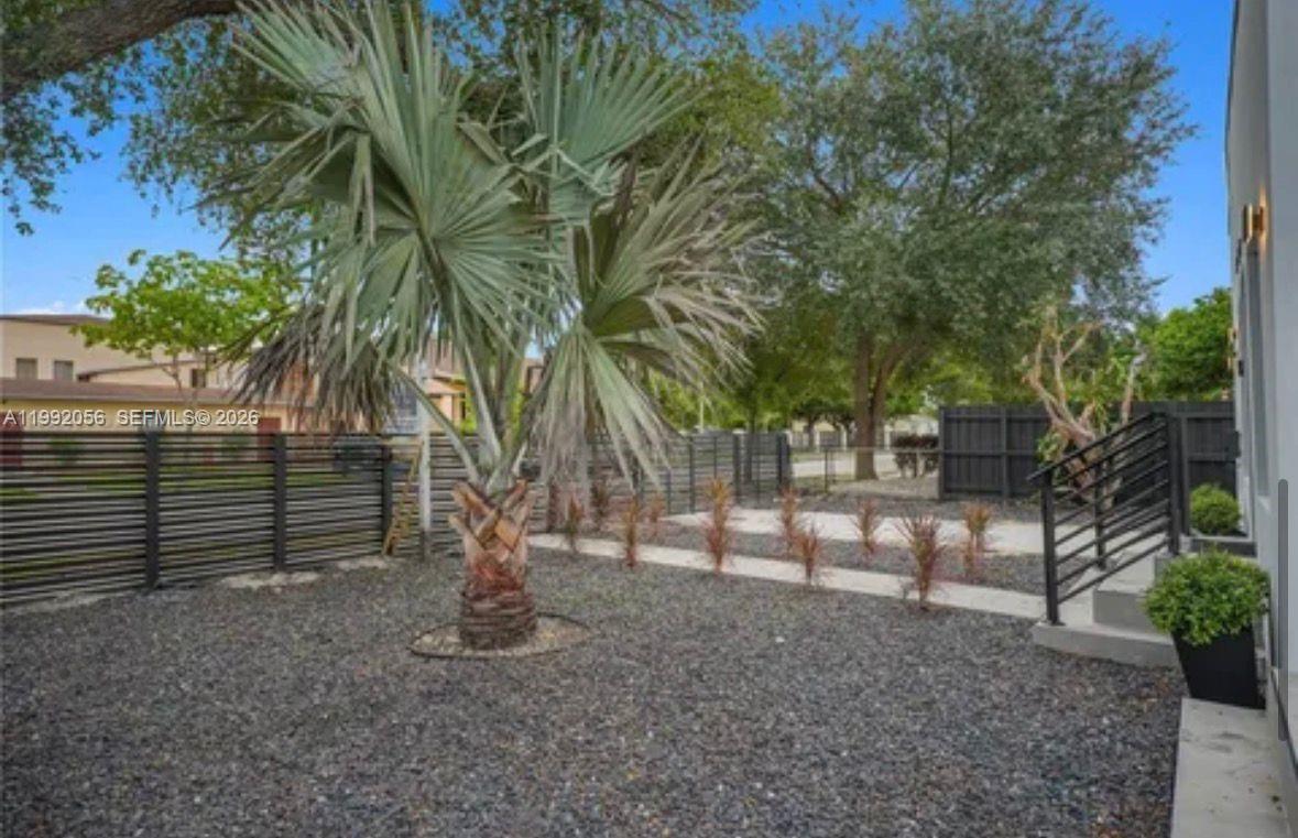 111 NW 46th St Miami, FL 33127