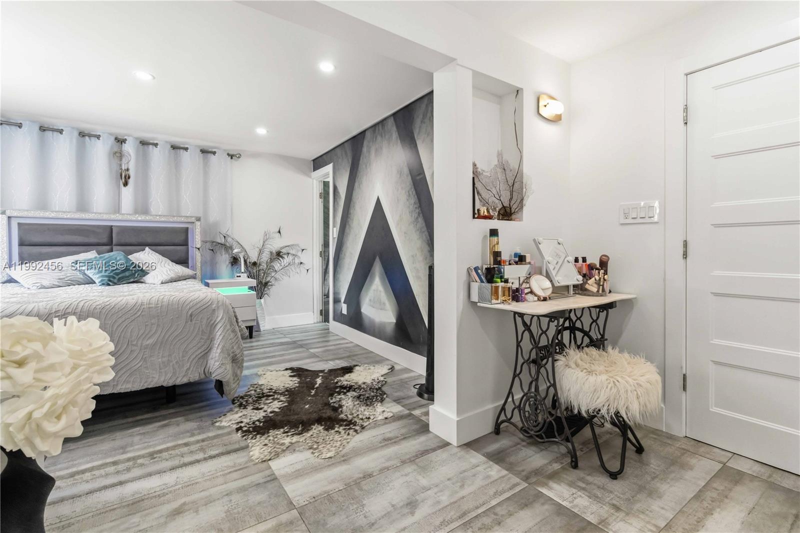 1321 NE 148th St Miami, FL 33161