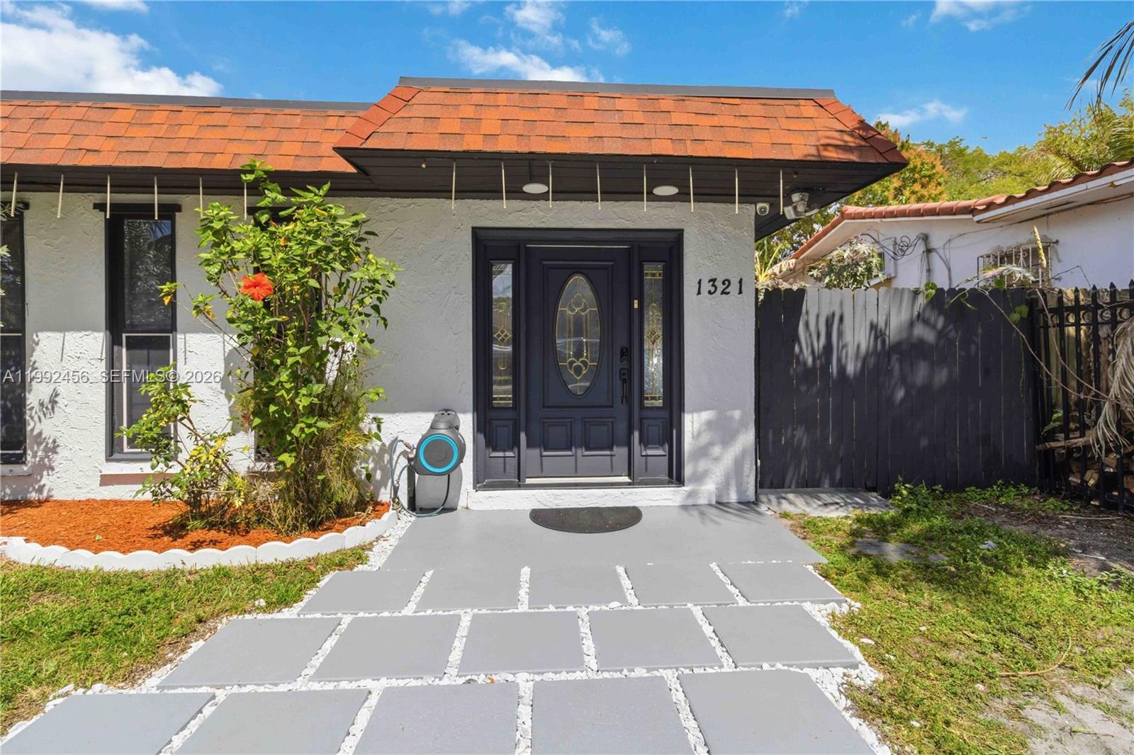 1321 NE 148th St Miami, FL 33161