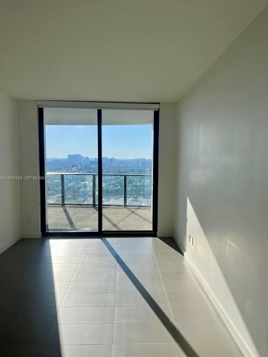 1600 NE 1st Ave #1711 Miami, FL 33132