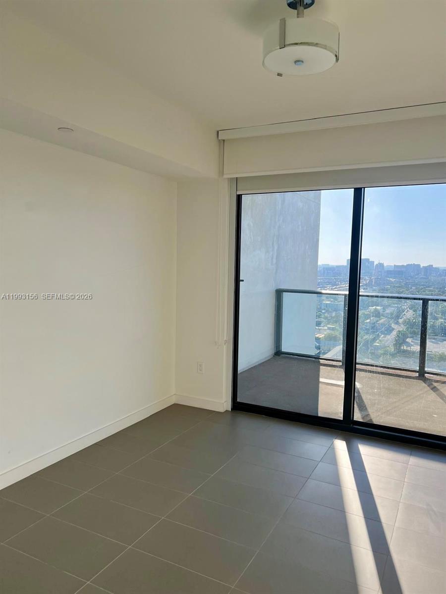 1600 NE 1st Ave #1711 Miami, FL 33132