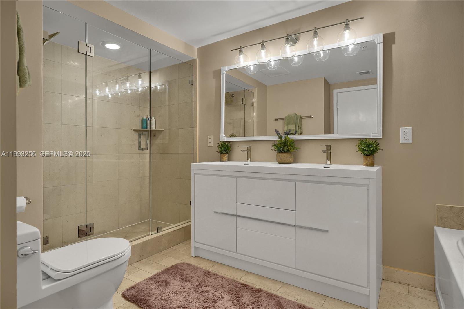 image Axis on Brickell North13