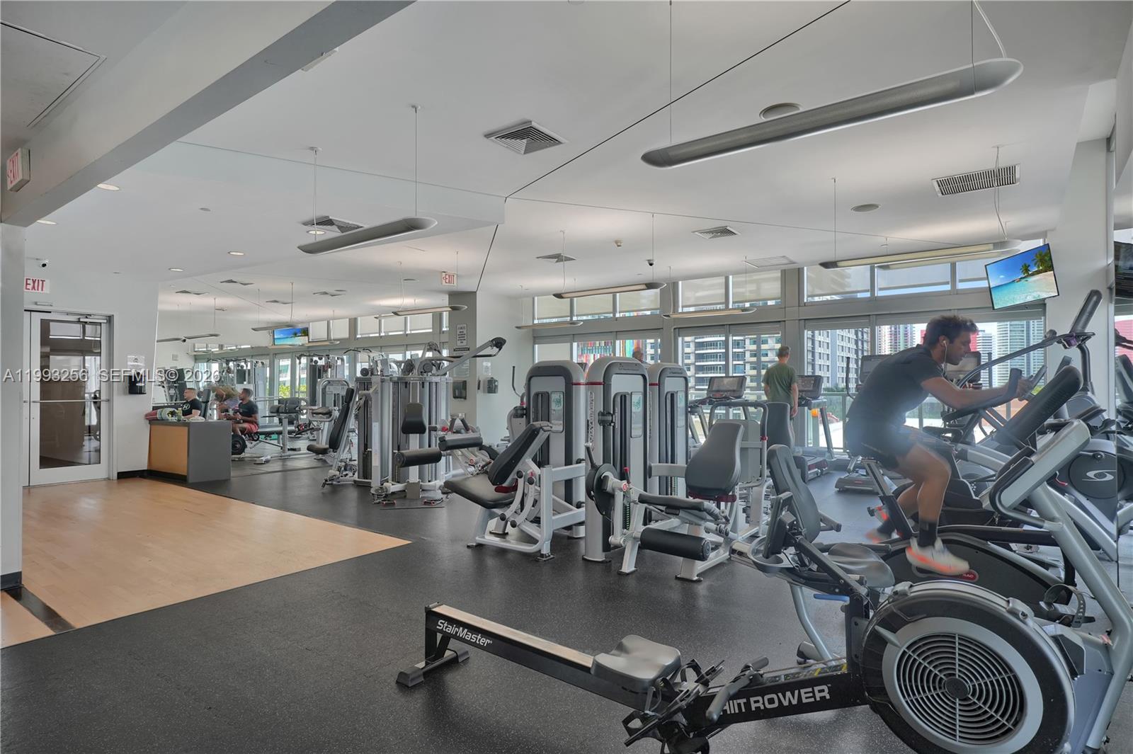 image Axis on Brickell North31