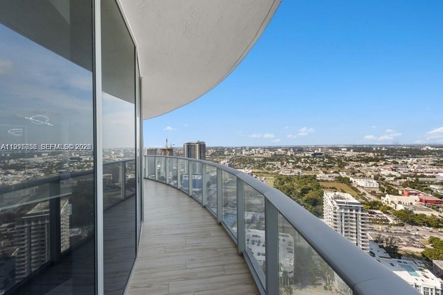 image Aria on the Bay12