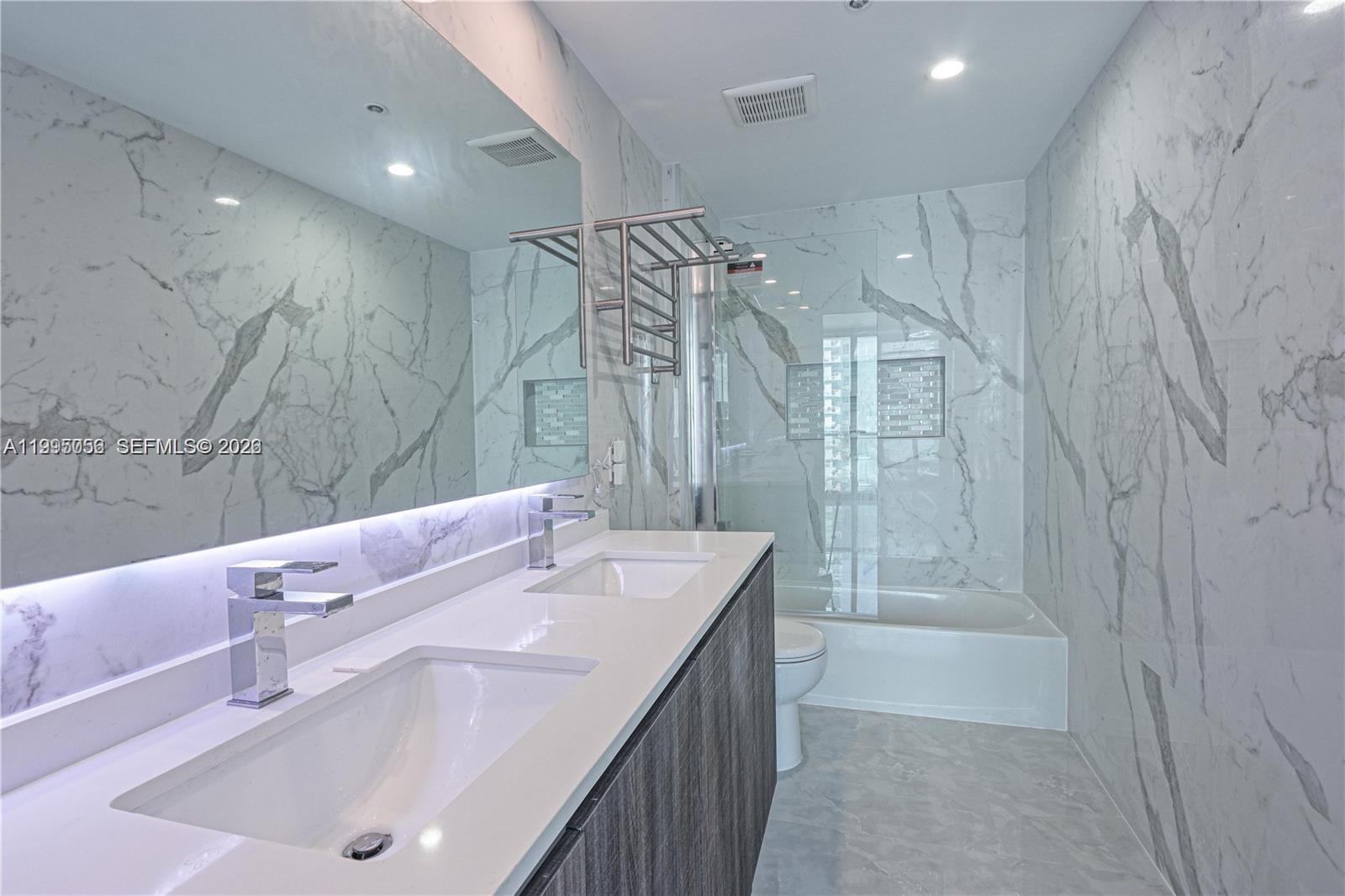 image Aria on the Bay16