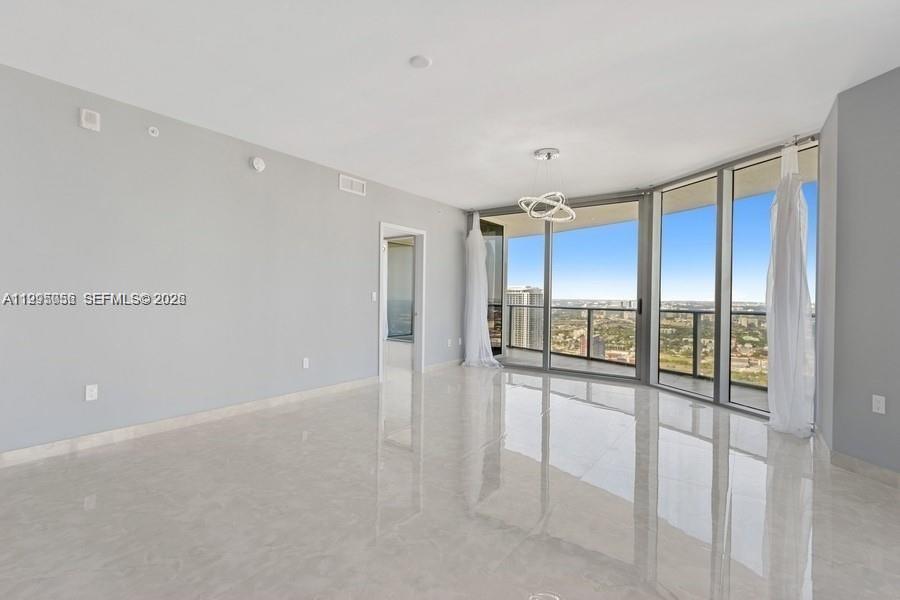 image Aria on the Bay1